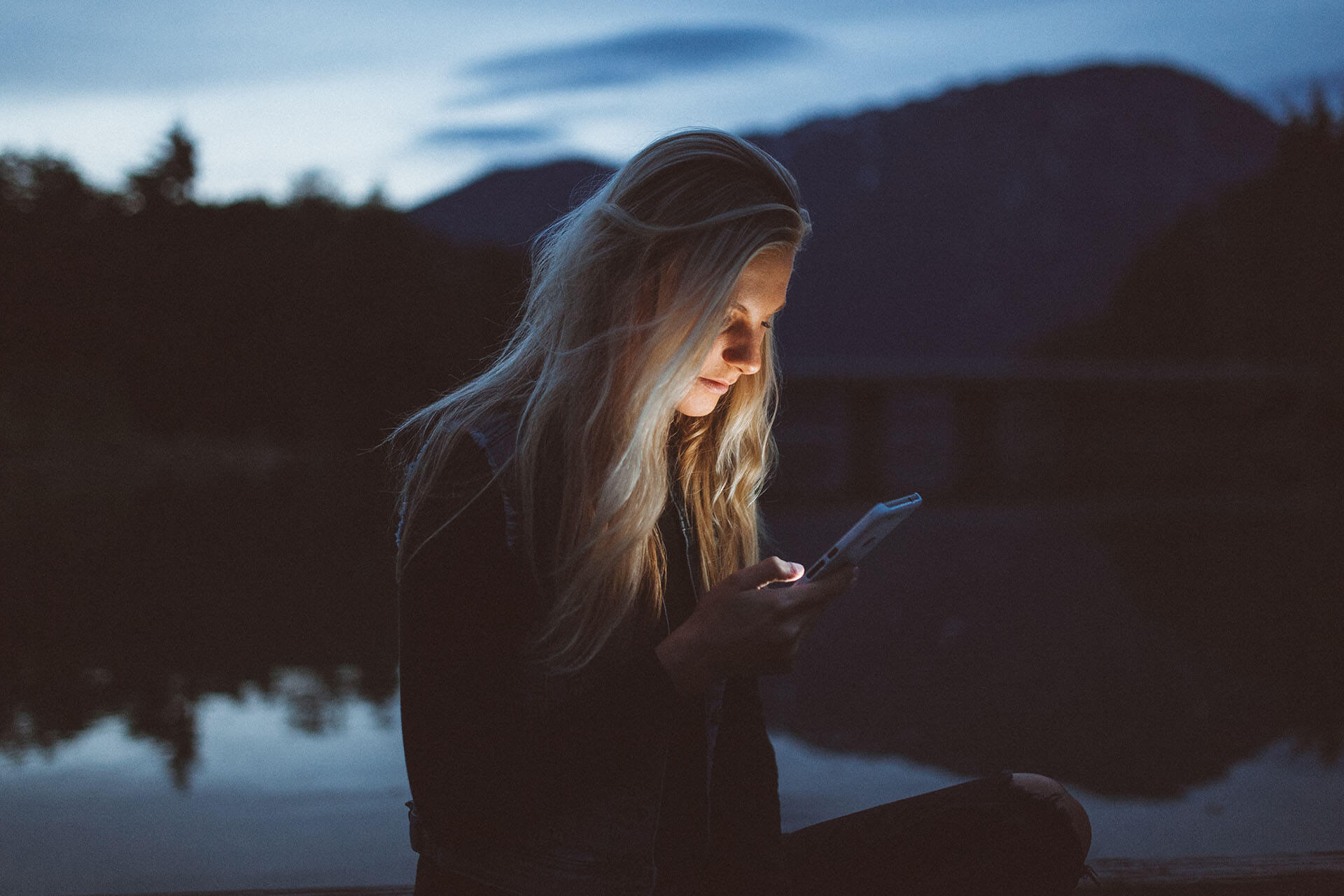 becca-tapert-QofjUnxy9LY-unsplash_1920
